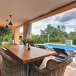 Herrliche Mit Pool, Whirlpool, Sauna, Fitnessraum,wifi Und Nur 2 Km Vom Entfernt Krnica