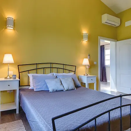 Prázdninový dům Herrliche Mit Pool, Whirlpool, Sauna, Fitnessraum,wifi Und Nur 2 Km Vom Entfernt Krnica